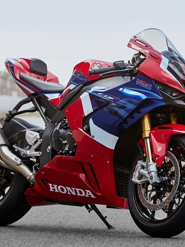Pirelli будет поставлять шины для  мотоциклов Honda